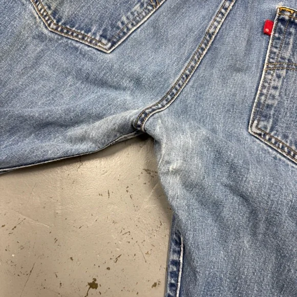 Vintage Levi's 501xx Original Fit Jeans Blue Distressed Denim 36 x 28 - Picture 9 of 9